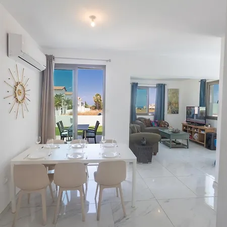 Levanda 55 Villa